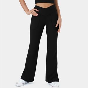 NWT Ribbed Crossover Flare Leggings